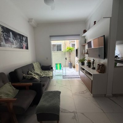 Apartamentos com 61m², 2 quartos (sendo 1 suíte), 1 garagem, no bairro Ingleses do Rio Vermelho em Florianópolis