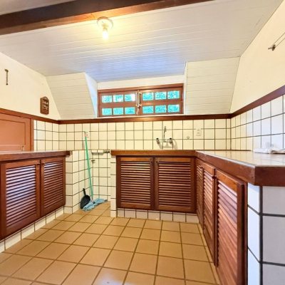 Casa Residencial com 160m², 3 quartos, 2 garagens, no bairro Ingleses do Rio Vermelho em Florianópolis