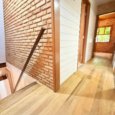 Casa Residencial com 160m², 3 quartos, 2 garagens, no bairro Ingleses do Rio Vermelho em Florianópolis