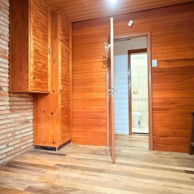 Casa Residencial com 160m², 3 quartos, 2 garagens, no bairro Ingleses do Rio Vermelho em Florianópolis