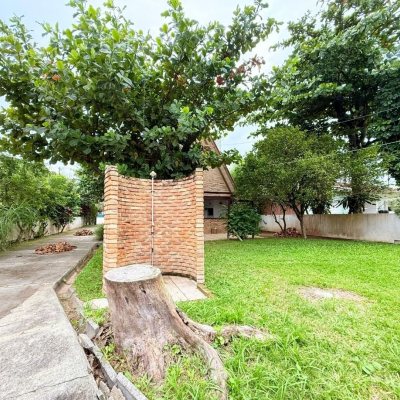 Casa Residencial com 160m², 3 quartos, 2 garagens, no bairro Ingleses do Rio Vermelho em Florianópolis