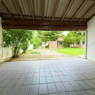 Casa Residencial com 160m², 3 quartos, 2 garagens, no bairro Ingleses do Rio Vermelho em Florianópolis
