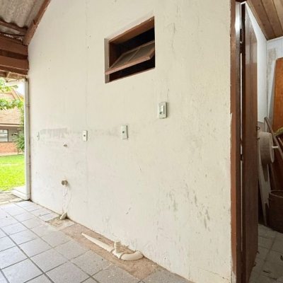 Casa Residencial com 160m², 3 quartos, 2 garagens, no bairro Ingleses do Rio Vermelho em Florianópolis