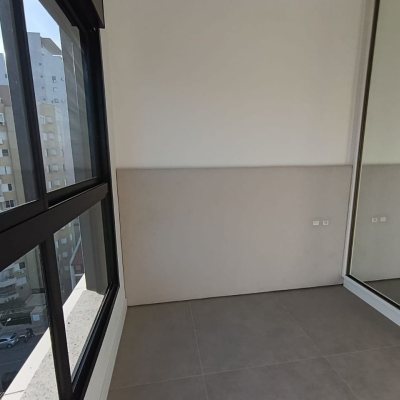 Studio Residencial com 32m², 1 quarto, 1 garagem, no bairro Centro em Florianópolis
