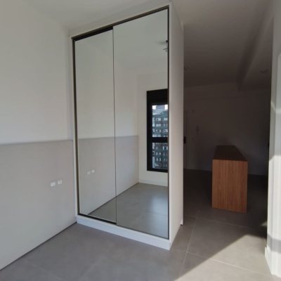 Studio Residencial com 32m², 1 quarto, 1 garagem, no bairro Centro em Florianópolis