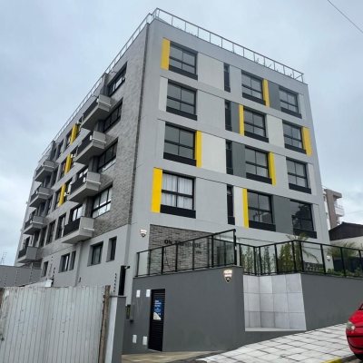 Apartamentos com 43m², 1 quarto (sendo 1 suíte), 1 garagem, no bairro Trindade em Floranópolis
