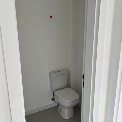 Apartamentos com 43m², 1 quarto (sendo 1 suíte), 1 garagem, no bairro Trindade em Floranópolis
