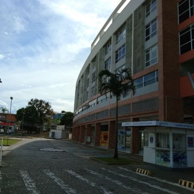 Apartamentos com 79m², 3 quartos (sendo 1 suíte), 2 garagens, no bairro Forquilhinha em São José