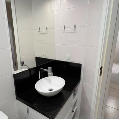 Apartamentos com 46m², 2 quartos, 1 garagem, no bairro Sertão Do Maruim em São José