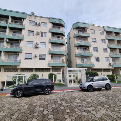 Apartamentos com 74m², 2 quartos, 1 garagem, no bairro Balneário em Florianópolis