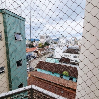 Apartamentos com 74m², 2 quartos, 1 garagem, no bairro Balneário em Florianópolis