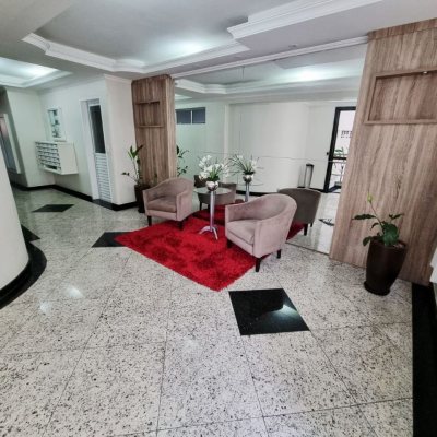 Apartamentos com 74m², 2 quartos, 1 garagem, no bairro Balneário em Florianópolis