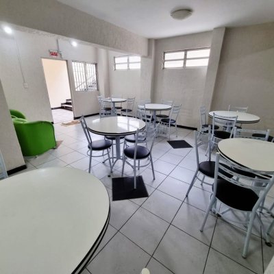 Apartamentos com 74m², 2 quartos, 1 garagem, no bairro Balneário em Florianópolis