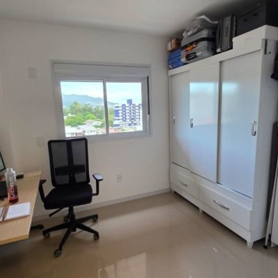 Apartamentos com 79m², 2 quartos (sendo 1 suíte), 2 garagens, no bairro Itacorubi em Florianópolis