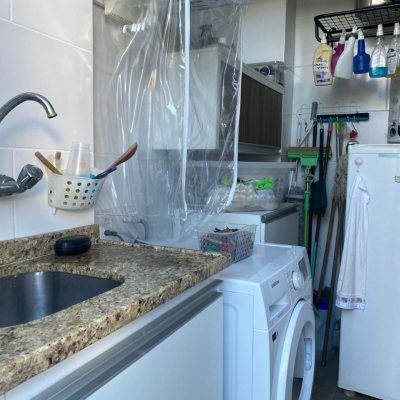 Casa Residencial com 157m², 4 garagens, no bairro Campeche em Florianópolis