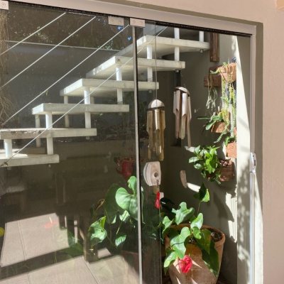 Casa Residencial com 157m², 4 garagens, no bairro Campeche em Florianópolis