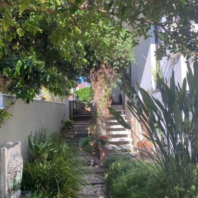 Casa Residencial com 157m², 4 garagens, no bairro Campeche em Florianópolis