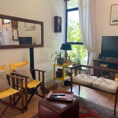 Casa Residencial com 157m², 4 garagens, no bairro Campeche em Florianópolis