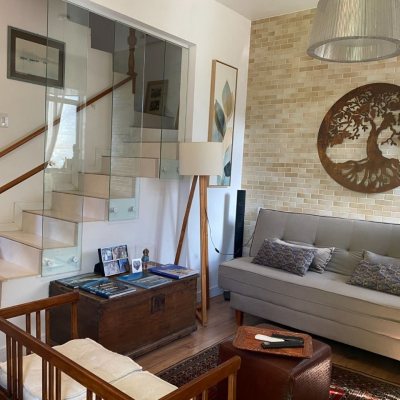 Casa Residencial com 157m², 4 garagens, no bairro Campeche em Florianópolis