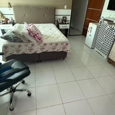 Casa Residencial com 126m², 2 quartos (sendo 1 suíte), 3 garagens, no bairro São João Do Rio Vermelho em Florianópolis
