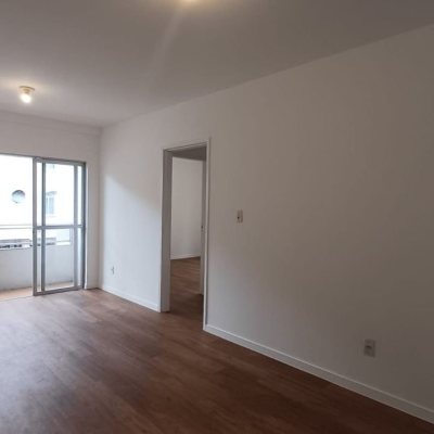 Apartamentos com 59m², 2 quartos, 1 garagem, no bairro Trindade em Florianópolis
