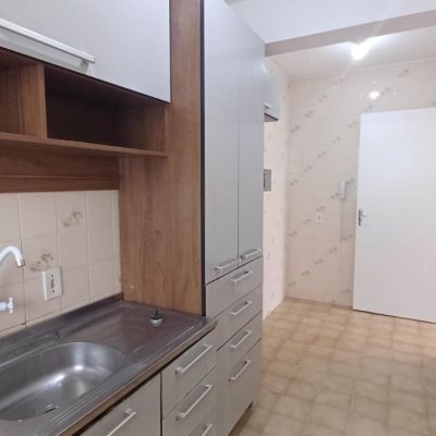 Apartamentos com 59m², 2 quartos, 1 garagem, no bairro Trindade em Florianópolis