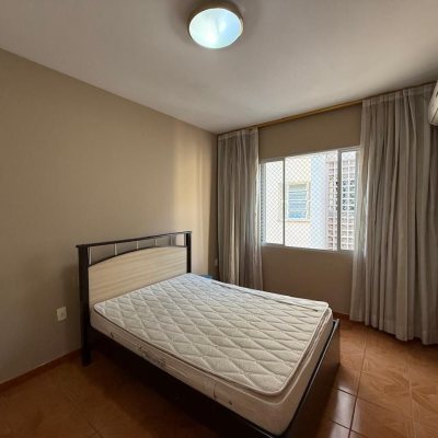 Apartamentos com 53m², 1 quarto, 1 garagem, no bairro Centro em Florianópolis