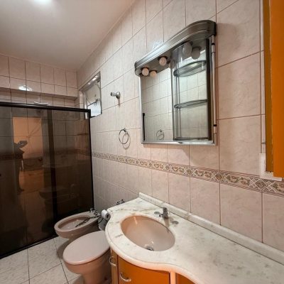 Apartamentos com 53m², 1 quarto, 1 garagem, no bairro Centro em Florianópolis