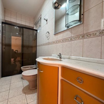 Apartamentos com 53m², 1 quarto, 1 garagem, no bairro Centro em Florianópolis