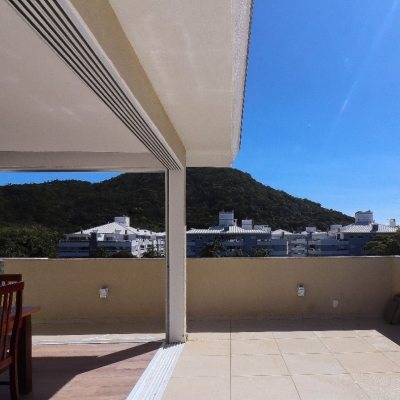 Cobertura com 165m², 4 quartos (sendo 2 suítes), 2 garagens, no bairro Ingleses em Florianópolis