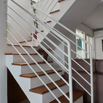 Casa Residencial com 124m², 2 quartos (sendo 2 suítes), 2 garagens, no bairro Ribeirão Da Ilha em Florianópolis