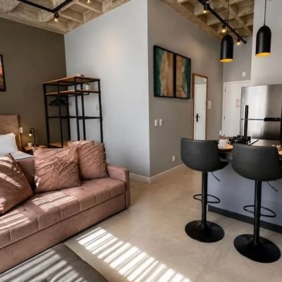 Studio Residencial com 34m², 1 quarto, 1 garagem, no bairro Canasvieiras em Florianópolis