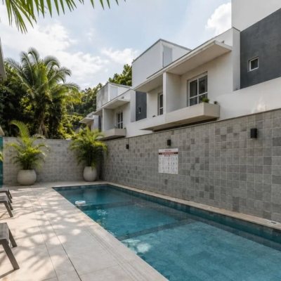 Studio Residencial com 34m², 1 quarto, 1 garagem, no bairro Canasvieiras em Florianópolis
