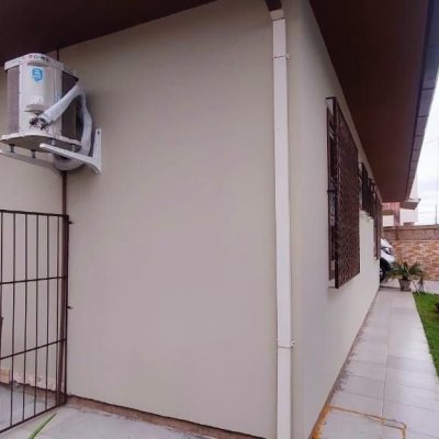 Casa Residencial com 110m², 3 quartos (sendo 1 suíte), 1 garagem, no bairro Rio Tavares em Florianópolis