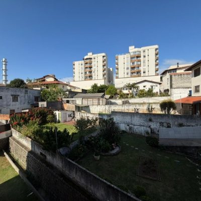 Apartamentos com 92m², 3 quartos (sendo 1 suíte), 1 garagem, no bairro Estreito em Florianópolis