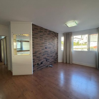 Apartamentos com 92m², 3 quartos (sendo 1 suíte), 1 garagem, no bairro Estreito em Florianópolis