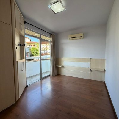 Apartamentos com 92m², 3 quartos (sendo 1 suíte), 1 garagem, no bairro Estreito em Florianópolis