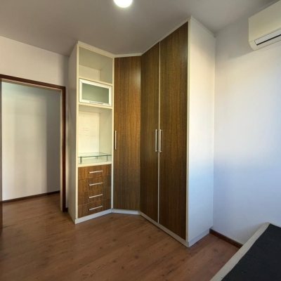 Apartamentos com 92m², 3 quartos (sendo 1 suíte), 1 garagem, no bairro Estreito em Florianópolis