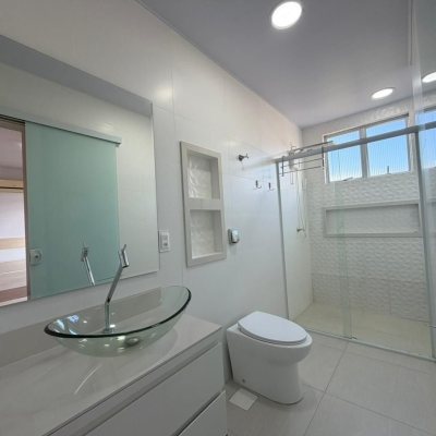 Apartamentos com 92m², 3 quartos (sendo 1 suíte), 1 garagem, no bairro Estreito em Florianópolis