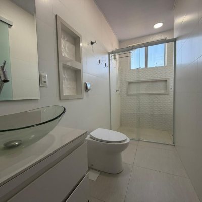 Apartamentos com 92m², 3 quartos (sendo 1 suíte), 1 garagem, no bairro Estreito em Florianópolis