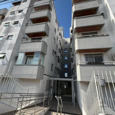 Apartamentos com 92m², 3 quartos (sendo 1 suíte), 1 garagem, no bairro Estreito em Florianópolis