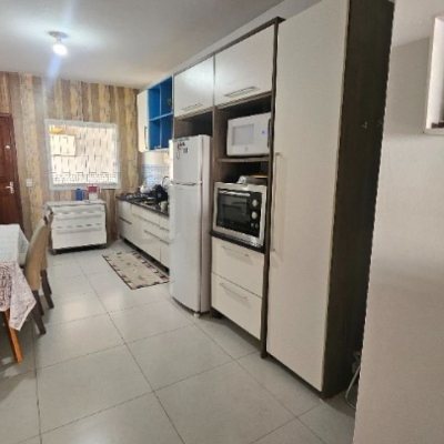 Casa Residencial com 118m², 3 quartos, 2 garagens, no bairro Ingleses do Rio Vermelho em Florianópolis
