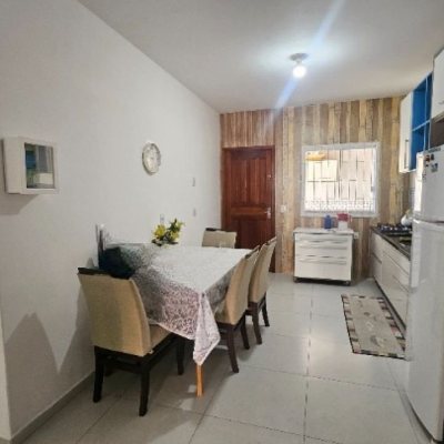 Casa Residencial com 118m², 3 quartos, 2 garagens, no bairro Ingleses do Rio Vermelho em Florianópolis