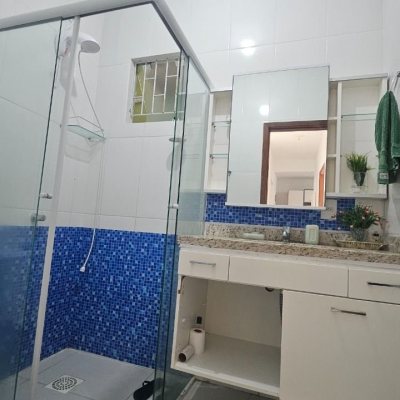 Casa Residencial com 118m², 3 quartos, 2 garagens, no bairro Ingleses do Rio Vermelho em Florianópolis