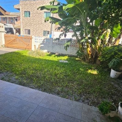 Casa Residencial com 118m², 3 quartos, 2 garagens, no bairro Ingleses do Rio Vermelho em Florianópolis