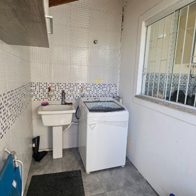 Casa Residencial com 118m², 3 quartos, 2 garagens, no bairro Ingleses do Rio Vermelho em Florianópolis