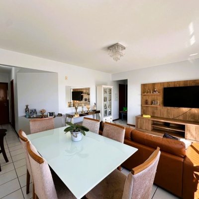 Apartamentos com 96m², 2 quartos (sendo 1 suíte), 1 garagem, no bairro Kobrasol em São José