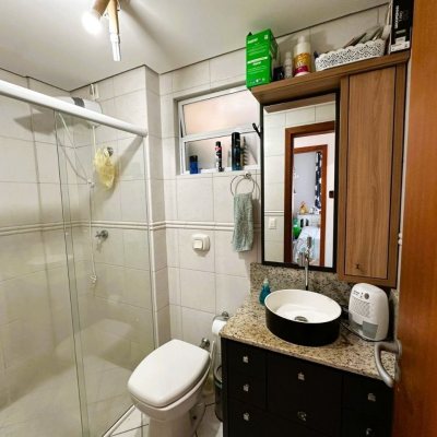 Apartamentos com 96m², 2 quartos (sendo 1 suíte), 1 garagem, no bairro Kobrasol em São José