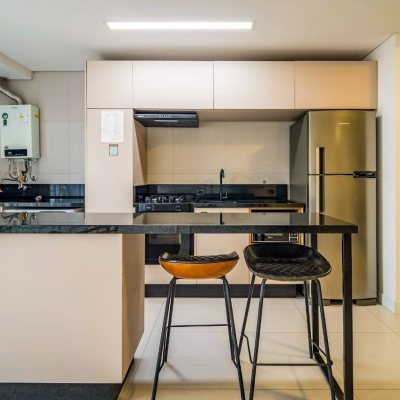 Apartamentos com 80m², 2 quartos (sendo 2 suítes), 1 garagem, no bairro Jurerê em Florianópolis