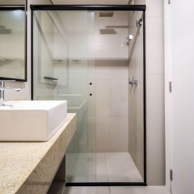 Apartamentos com 80m², 2 quartos (sendo 2 suítes), 1 garagem, no bairro Jurerê em Florianópolis